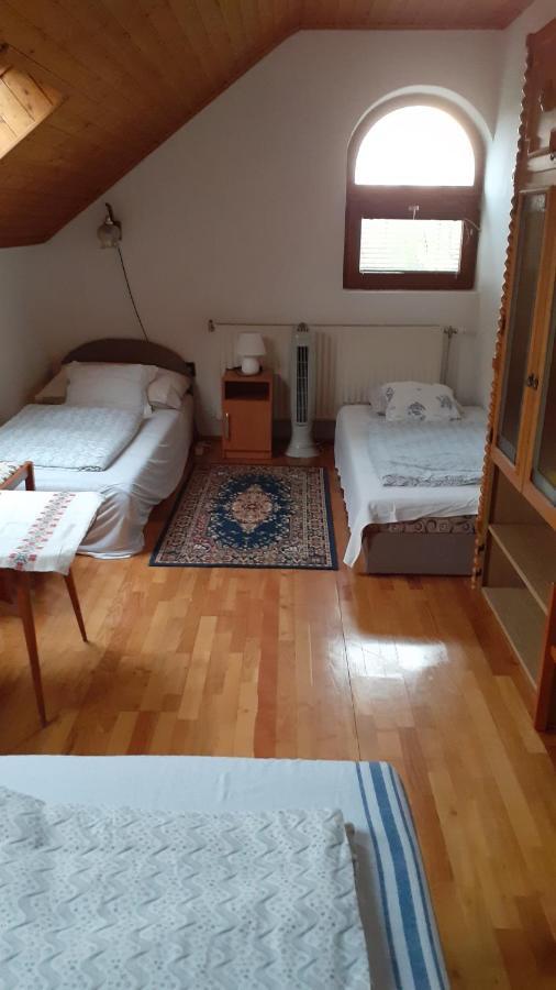 Hotel Anna vendégház Balatonakali Esterno foto
