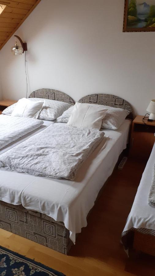 Hotel Anna vendégház Balatonakali Esterno foto