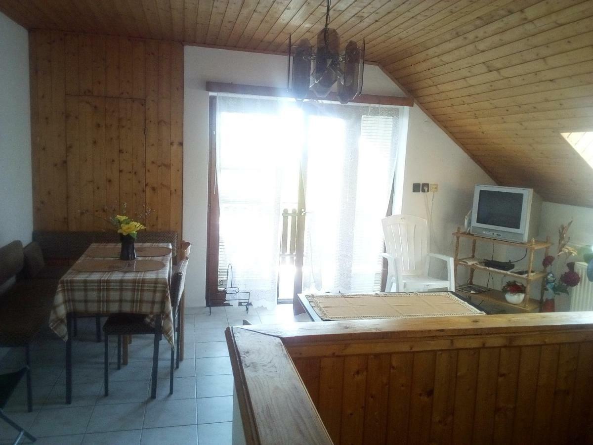 Hotel Anna vendégház Balatonakali Esterno foto