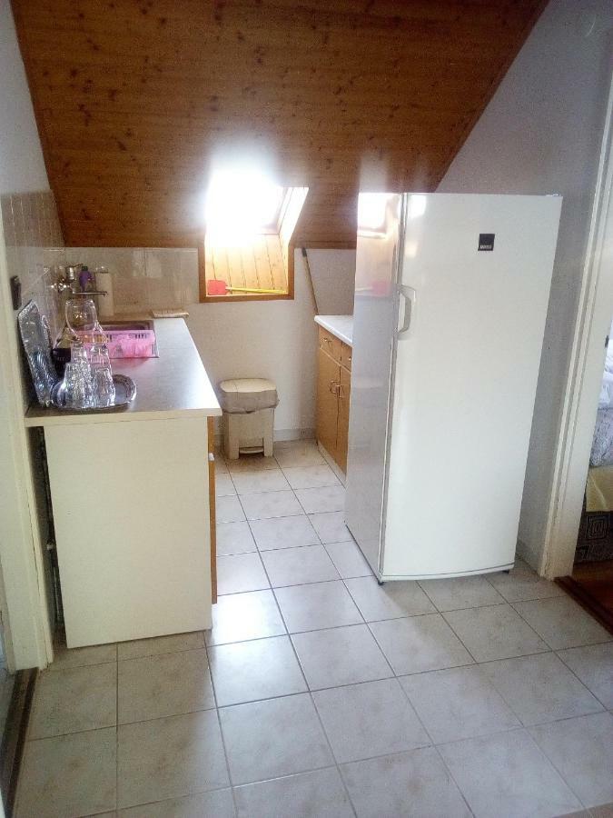 Hotel Anna vendégház Balatonakali Esterno foto